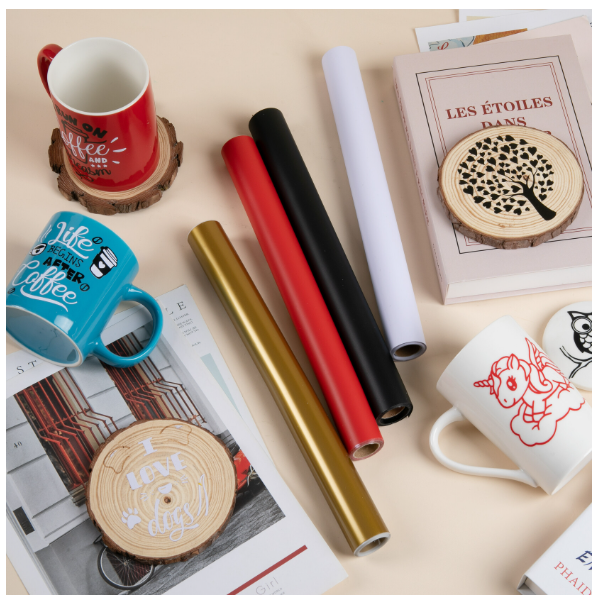 Permanent Adhesive Vinyl Matte - Red - 30.5 x 180 cm (002067)