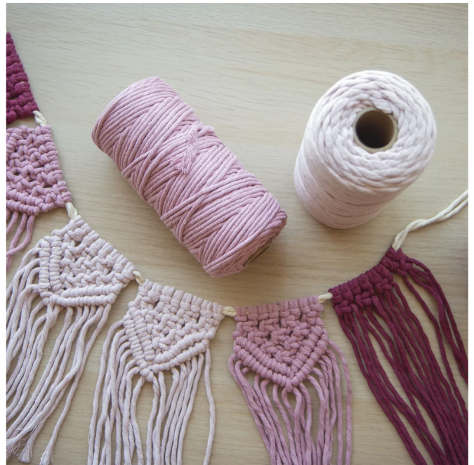 Vaessen Creative • Macramé Touw 3mmx100m Bordeauxrood (11305-16) *
