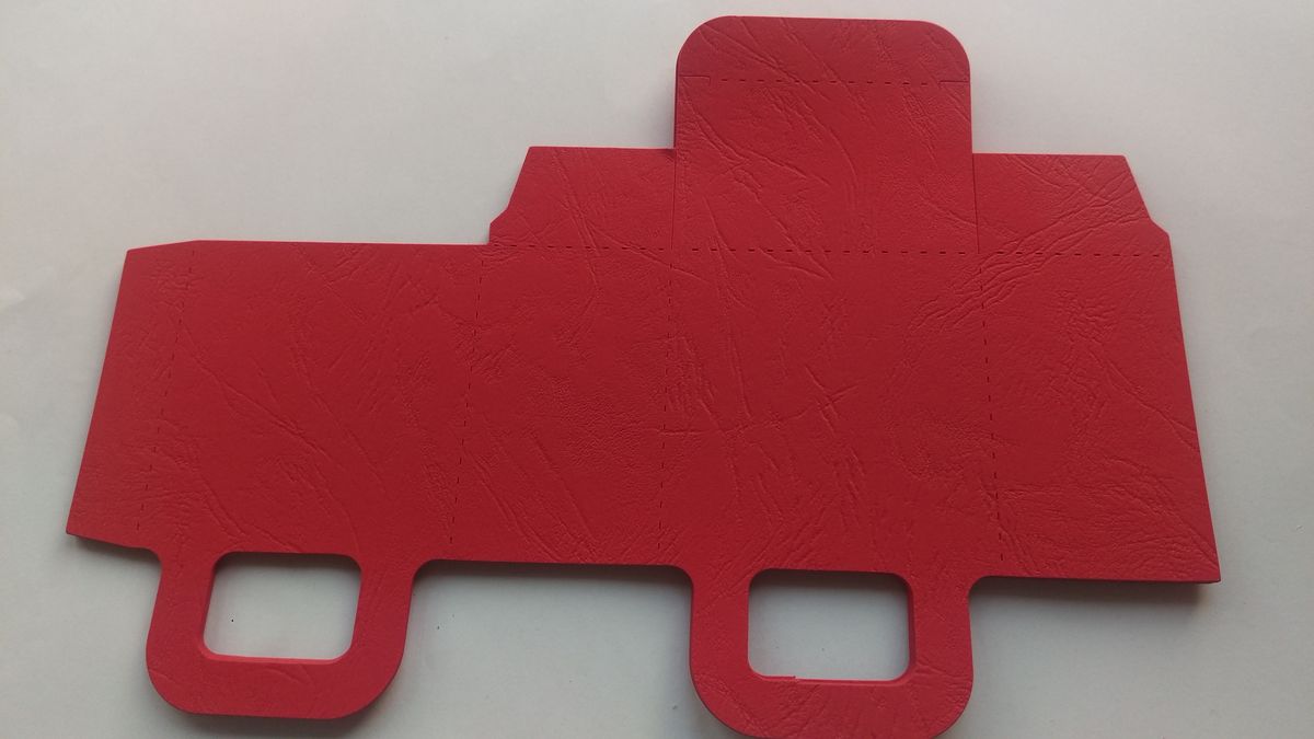 Kartonnen Tasje Rood (AFGEPRIJSD)