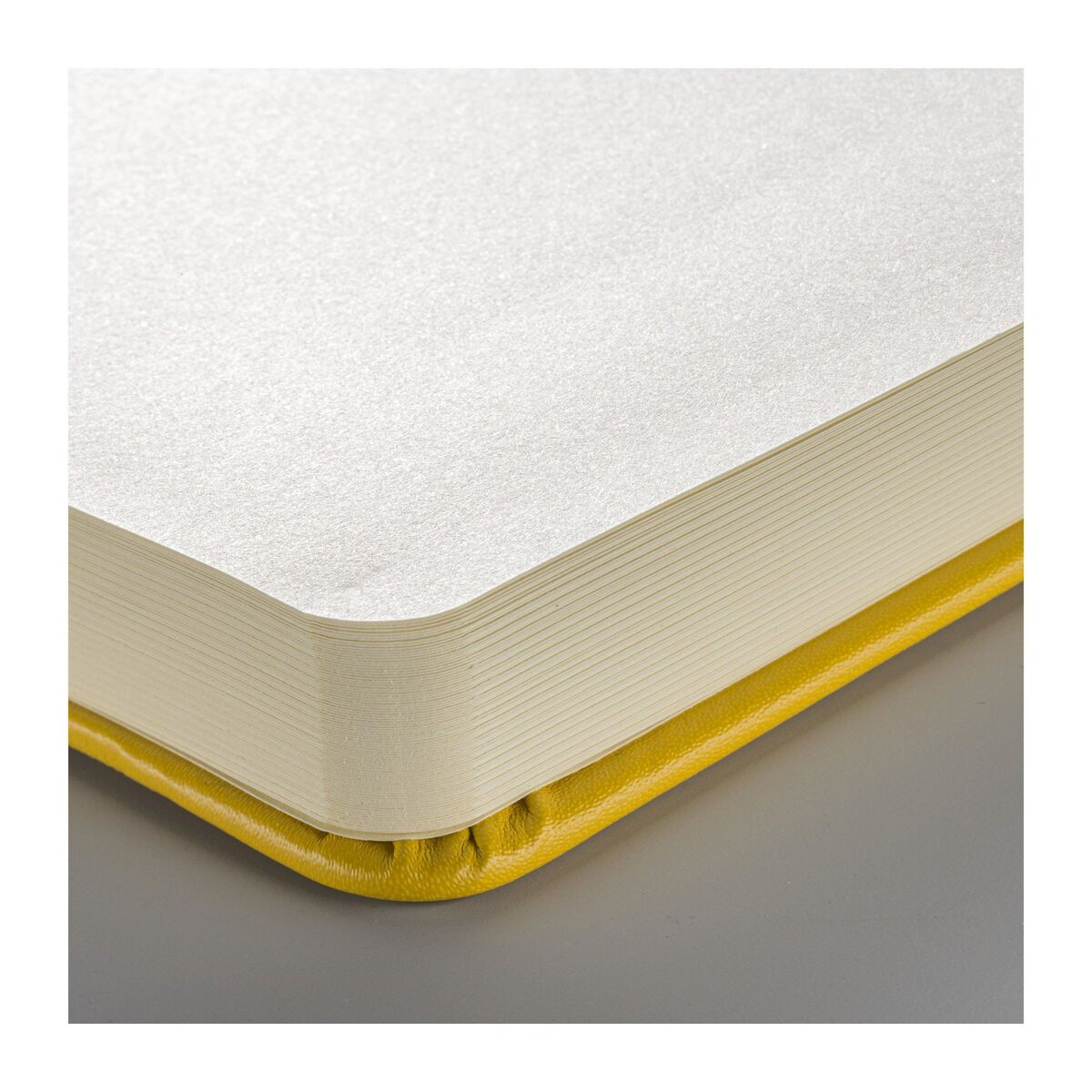 Schetsboek Goudgeel 21 x 29.7 cm 140 g 80 Vellen (9314113M)