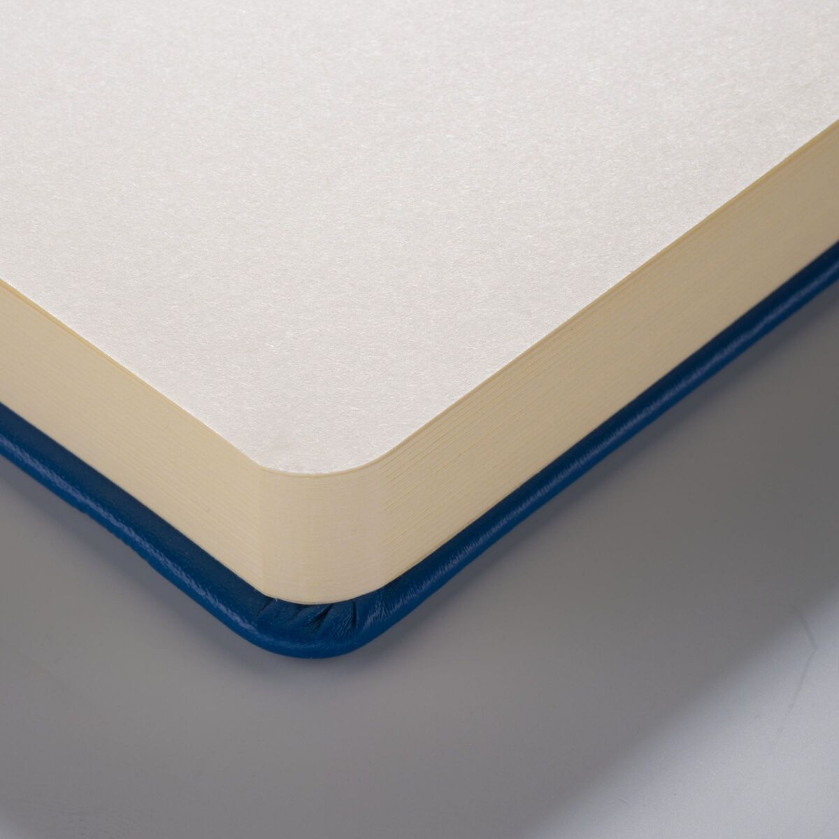 Schetsboek Marineblauw 21 x 29.7 cm 140 g 80 Vellen
