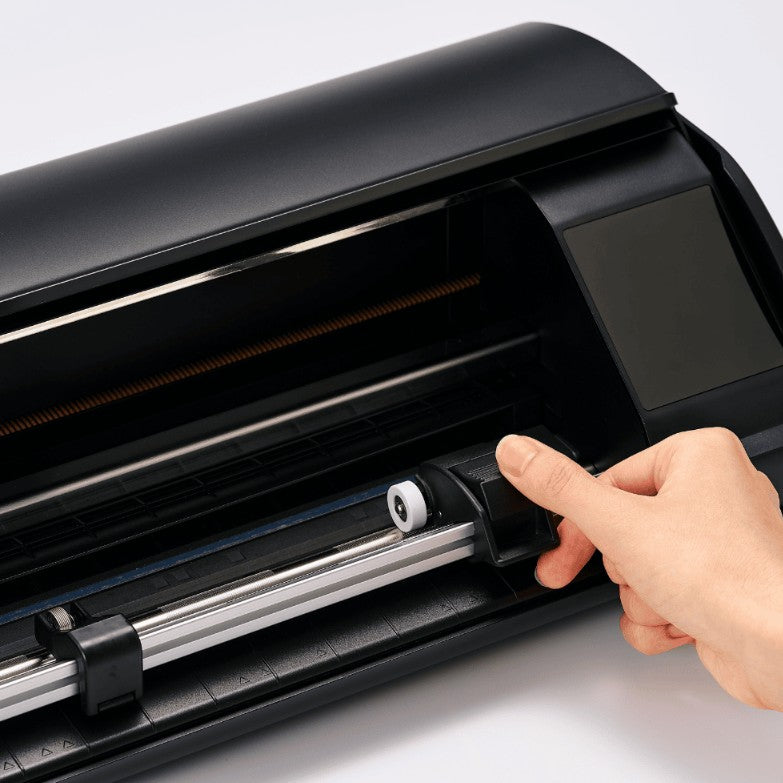 Silhouette Cameo5 Alpha - Mat zwart - met gratis 20 vel A4 vinyl / 5 vel Applicatie tape