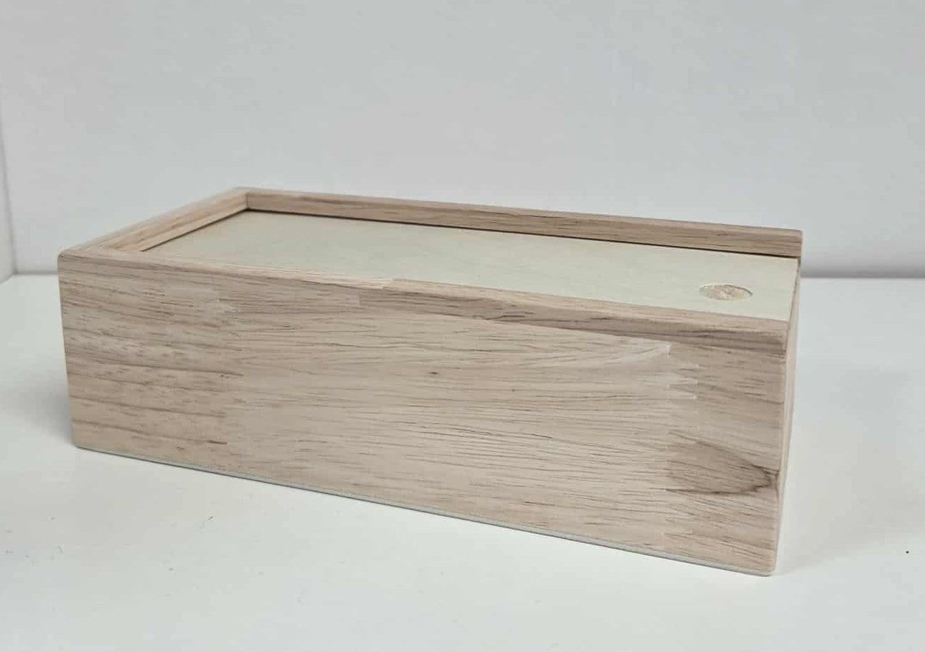 Houten kistje met schuifdeksel 17,5x8x5 cm (kist01)