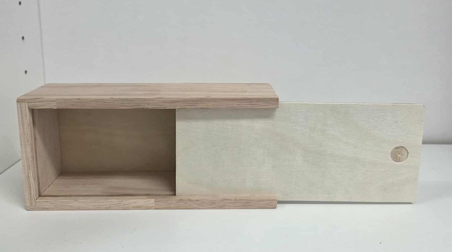 Houten kistje met schuifdeksel 17,5x8x5 cm (kist01)