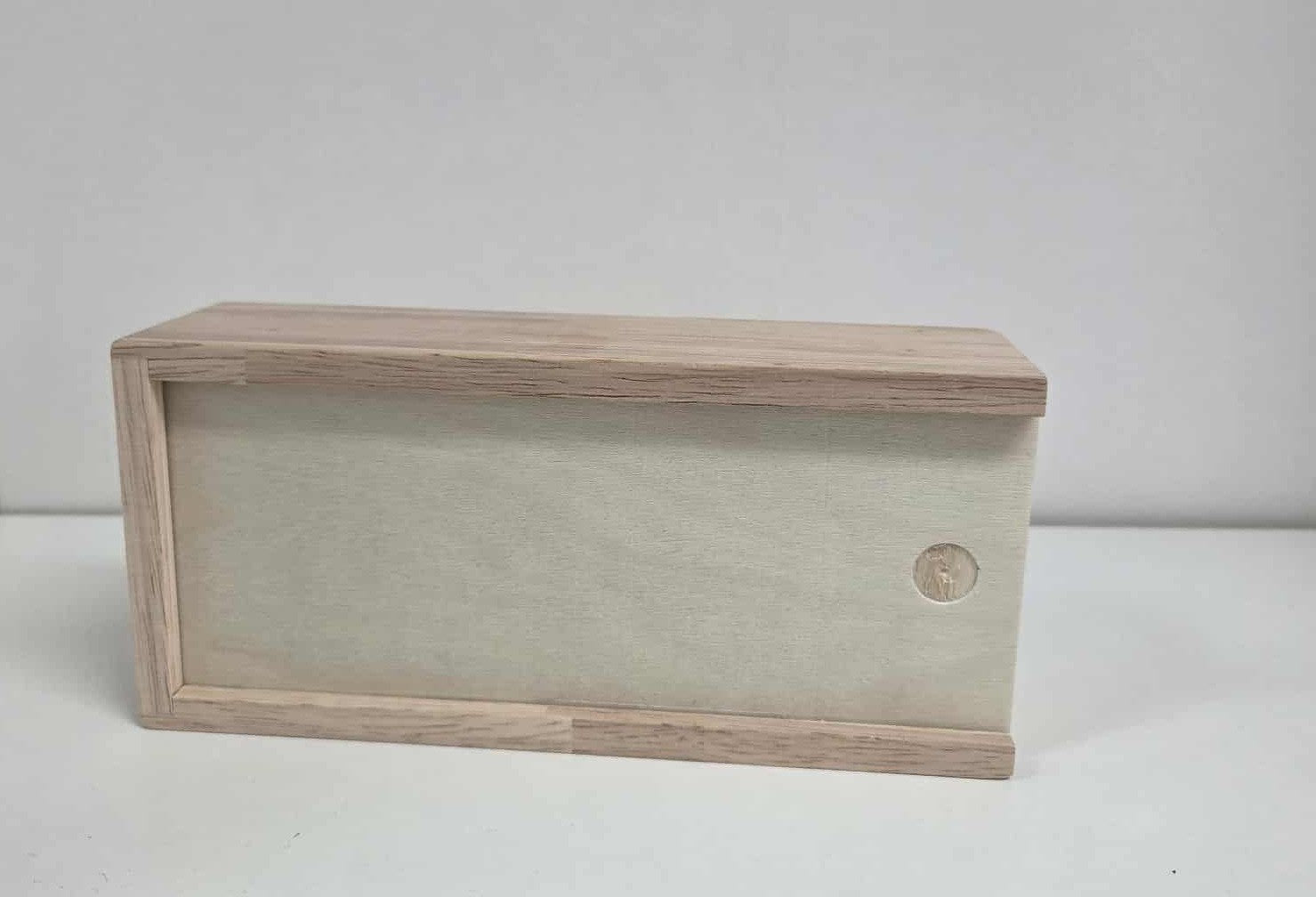 Houten kistje met schuifdeksel 17,5x8x5 cm (kist01)