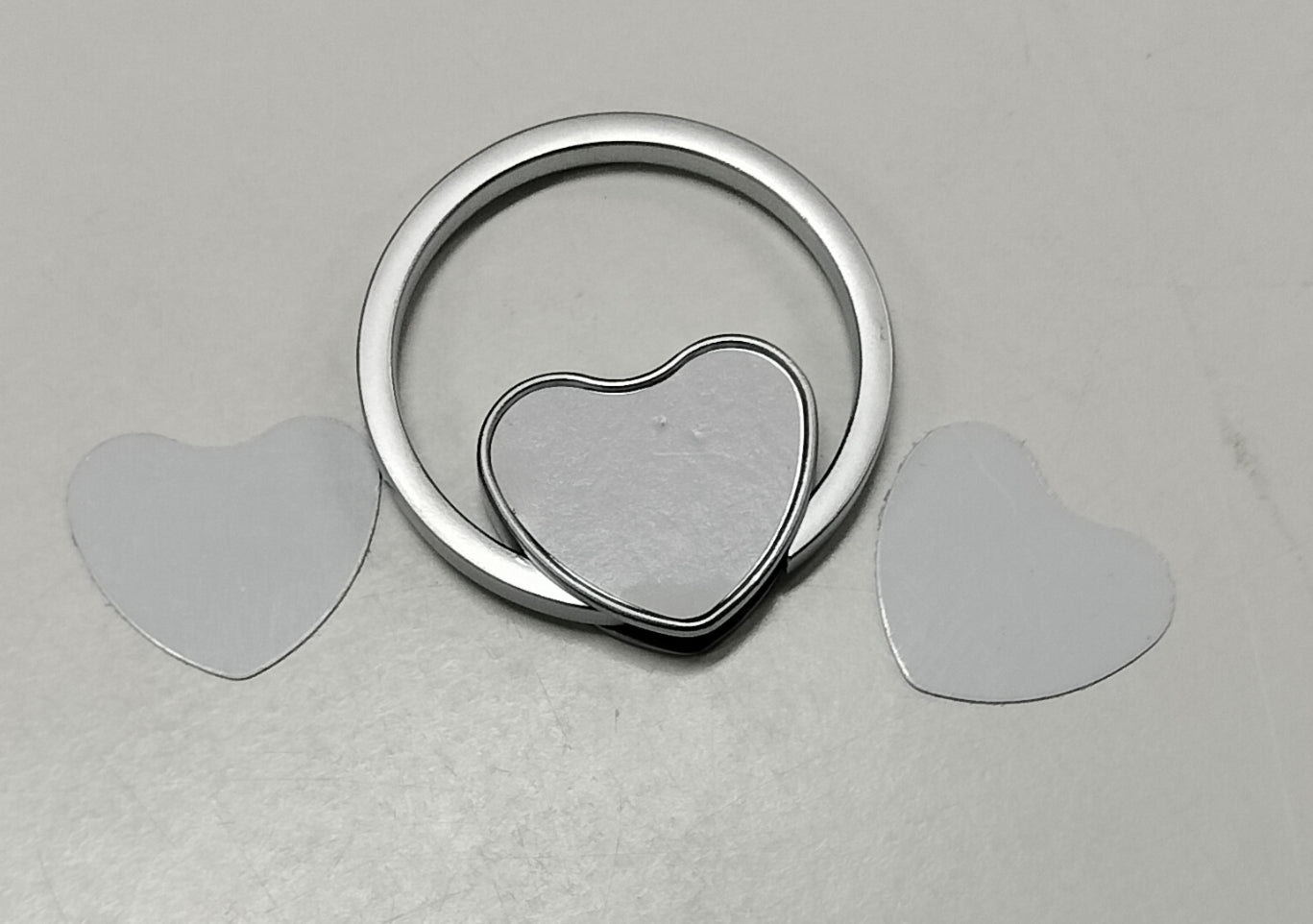 Sleutelhanger - Hart in een ring - doorsnede ca 4,5 cm