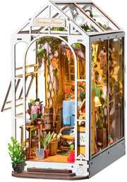 Robotime Book Nook Garden House (TGB06)