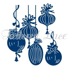 Die - Tattered Lace -  The Magic of Christmas Baubles + Clear Stamps (ETL343) (AFGEPRIJSD)